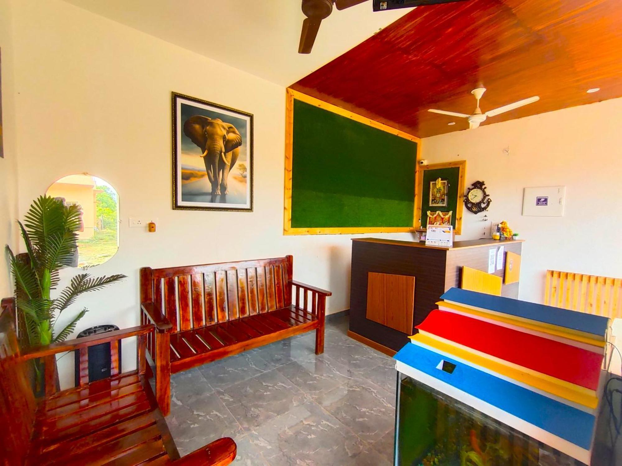 De' Capital Hotel Pondicherry Ngoại thất bức ảnh