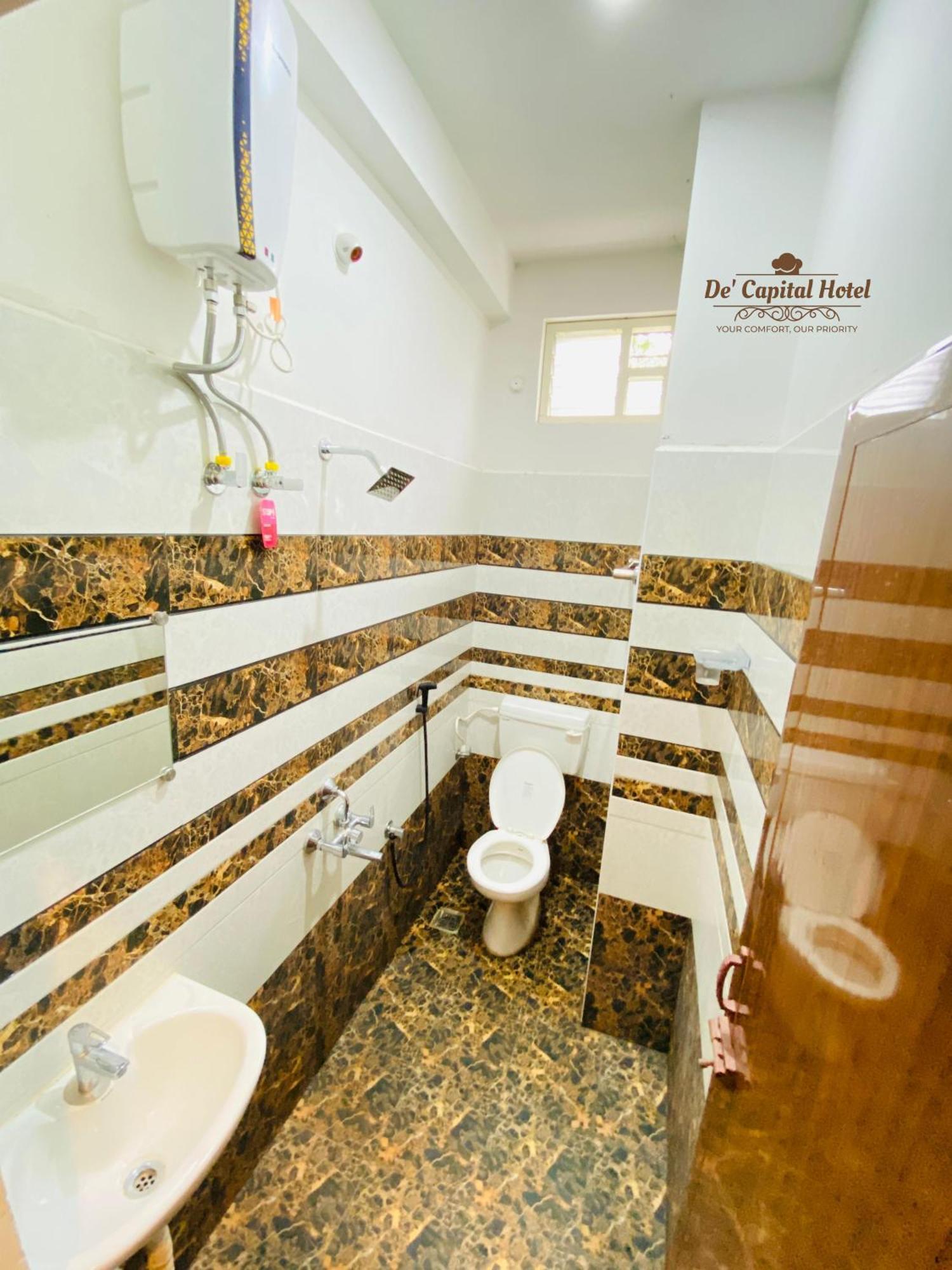 De' Capital Hotel Pondicherry Ngoại thất bức ảnh