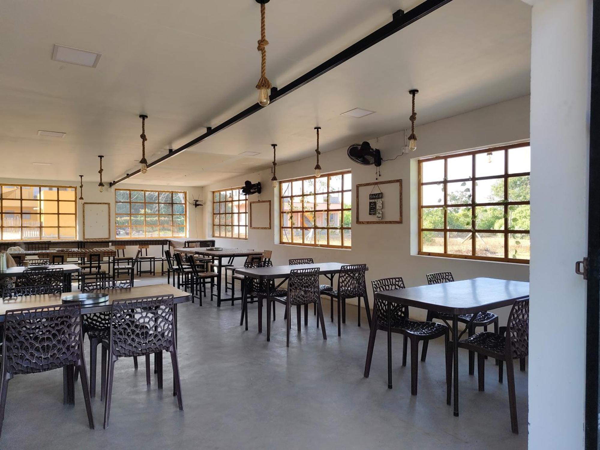 De' Capital Hotel Pondicherry Ngoại thất bức ảnh