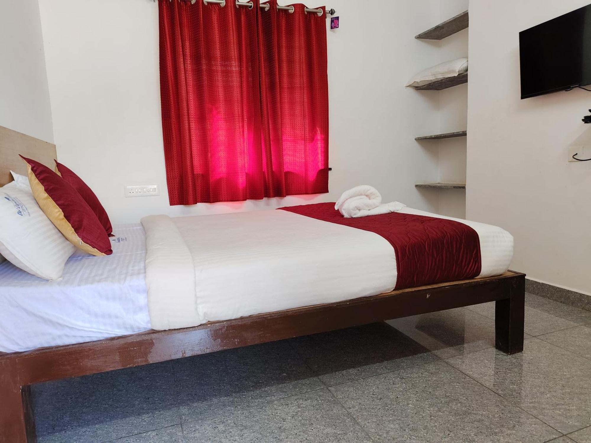 De' Capital Hotel Pondicherry Ngoại thất bức ảnh